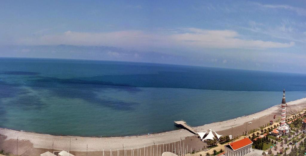 Grand Royal Batumi公寓式酒店 外观 照片