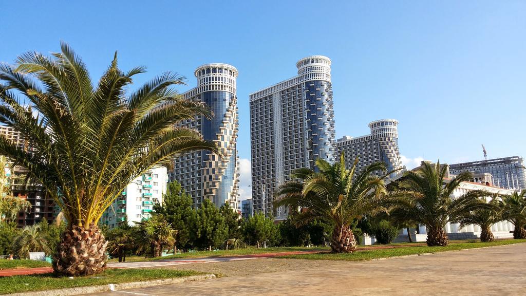 Grand Royal Batumi公寓式酒店 外观 照片
