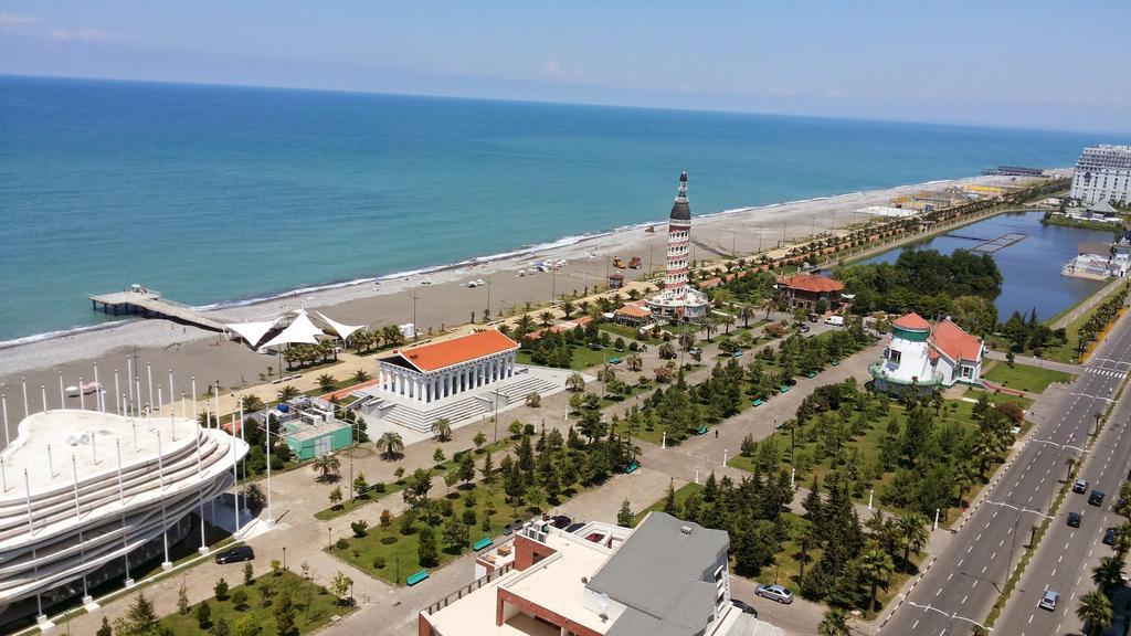 Grand Royal Batumi公寓式酒店 外观 照片