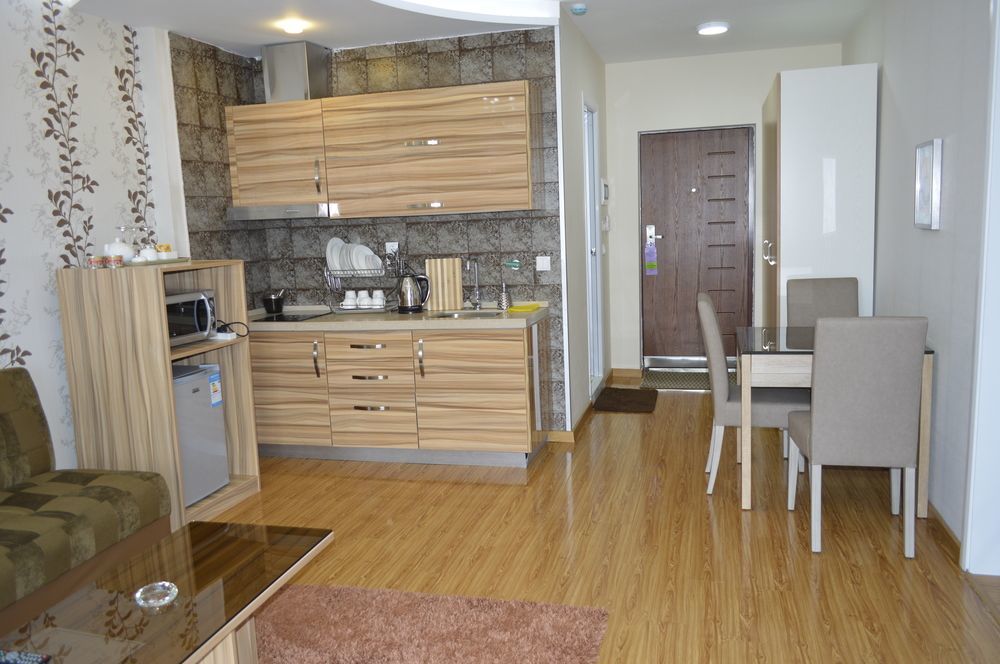 Grand Royal Batumi公寓式酒店 外观 照片